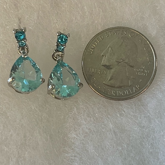 Beautiful Aquamarine, Simulated,Teal Teardrop Zirconia Waterdrop Dangle Earrings - Picture 3 of 3